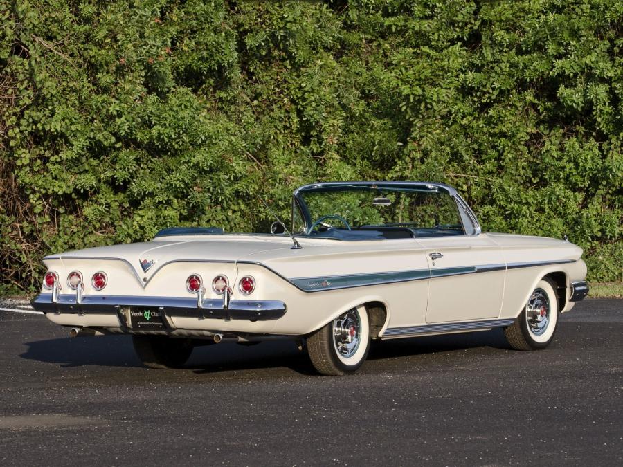  Chevrolet Impala Convertible 1961 года  (фото 2 из 16)